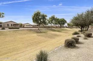 3129 W T Ryan Ln, Phoenix, AZ 85041 - Photo 52