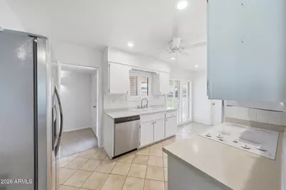 10954 W Kelso Drive, Sun City, AZ 85351 - Photo 8