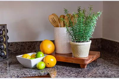 1148 E Glenn Drive, Phoenix, AZ 85020 - Photo 32