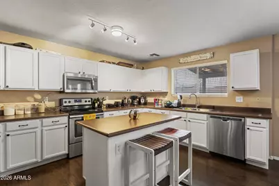 9419 W Virginia Avenue, Phoenix, AZ 85037 - Photo 10