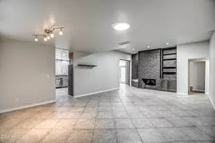 8647 E Devonshire Ave, Scottsdale, AZ 85251 - Photo 34