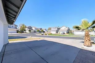 1337 W Windrift Way, Gilbert, AZ 85233 - Photo 4