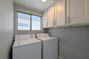 1337 W Windrift Way, Gilbert, AZ 85233 - Photo 22