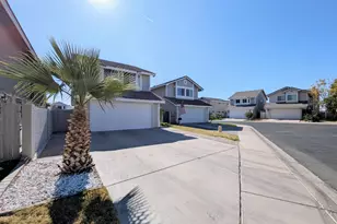 1337 W Windrift Way, Gilbert, AZ 85233 - Photo 1