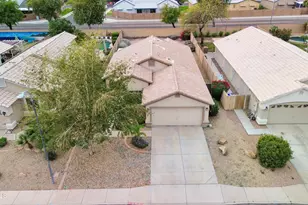 10030 N 94th Ln, Peoria, AZ 85345 - Photo 18