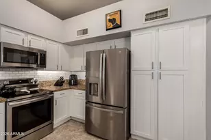 2348 W Comstock Dr, Chandler, AZ 85224 - Photo 10