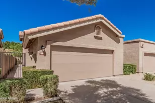 2348 W Comstock Dr, Chandler, AZ 85224 - Photo 2