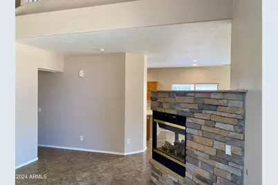 4008 E Ironhorse Road, Gilbert, AZ 85297 - Photo 8