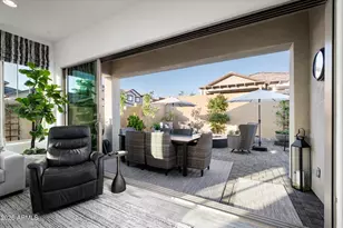 6138 E Via del Sol Dr, Phoenix, AZ 85054 - Photo 12