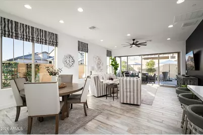 6138 E Via Del Sol Drive, Phoenix, AZ 85054 - Photo 6