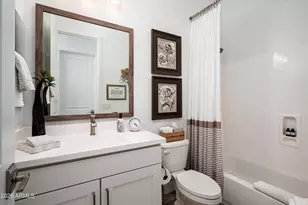 6138 E Via del Sol Dr, Phoenix, AZ 85054 - Photo 30