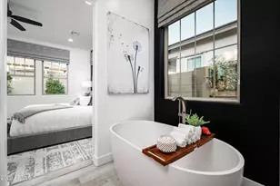 6138 E Via del Sol Dr, Phoenix, AZ 85054 - Photo 24