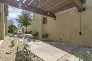 1701 W Tuckey Ln, Phoenix, AZ 85051 - Photo 2