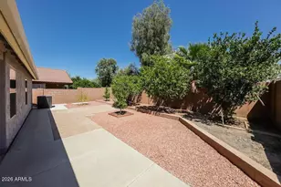 2128 E Danbury Rd, Phoenix, AZ 85022 - Photo 16