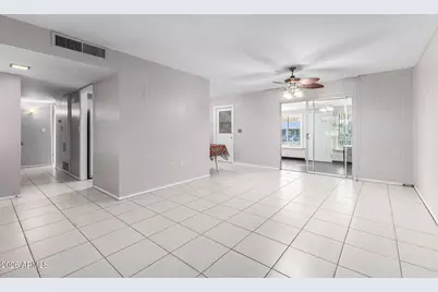 10541 W Snead Drive, Sun City, AZ 85351 - Photo 8