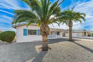 10541 W Snead Dr, Sun City, AZ 85351 - Photo 2