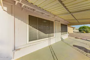 10541 W Snead Dr, Sun City, AZ 85351 - Photo 28