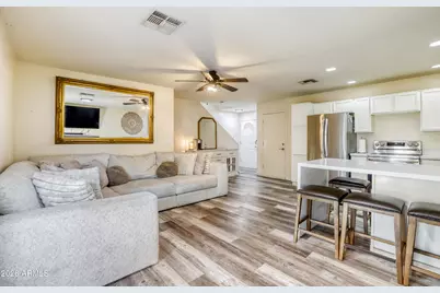 15630 N 29th Way, Phoenix, AZ 85032 - Photo 1