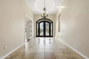 2900 E Clark Dr, Gilbert, AZ 85297 - Photo 6