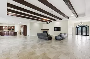 2900 E Clark Dr, Gilbert, AZ 85297 - Photo 10