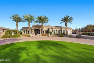 2900 E Clark Dr, Gilbert, AZ 85297 - Photo 1