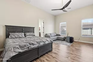 2900 E Clark Dr, Gilbert, AZ 85297 - Photo 24