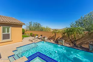 25943 N 84th Dr, Peoria, AZ 85383 - Photo 4