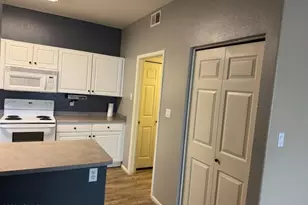 11333 N 92nd St, Scottsdale, AZ 85260 - Photo 4