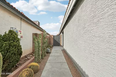 21424 N 30th Avenue, Phoenix, AZ 85027 - Photo 4