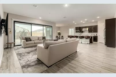 8026 W Nicolet Avenue, Glendale, AZ 85303 - Photo 10