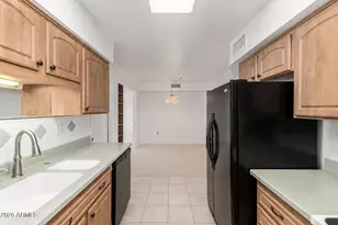 9907 W Cedar Dr, Sun City, AZ 85351 - Photo 10