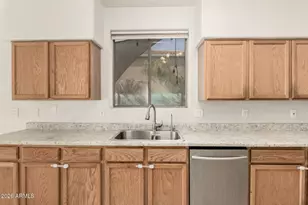 800 S Bedford Dr, Chandler, AZ 85225 - Photo 18