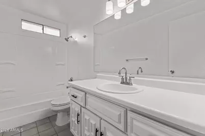 7937 W Hazelwood Street, Phoenix, AZ 85033 - Photo 12