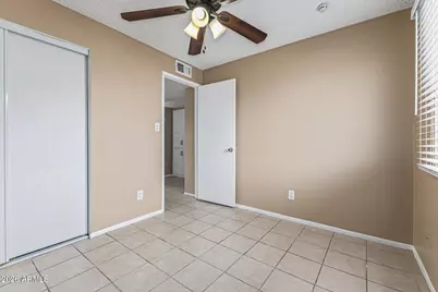 7937 W Hazelwood Street, Phoenix, AZ 85033 - Photo 16