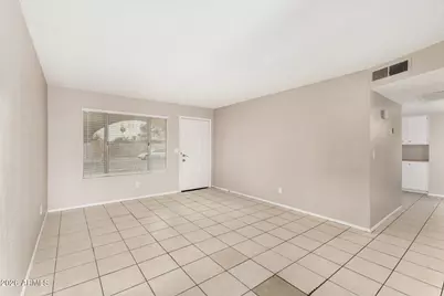 3023 N 57th Drive, Phoenix, AZ 85031 - Photo 4