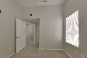 16825 N 14th St, Phoenix, AZ 85022 - Photo 8