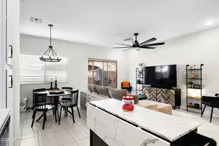 2822 W White Feather Ln, Phoenix, AZ 85085 - Photo 10