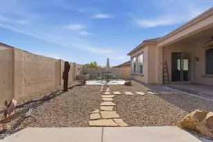 27685 N Higuera Dr, Peoria, AZ 85383 - Photo 22