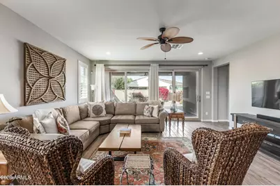 19914 W Devonshire Avenue, Litchfield Park, AZ 85340 - Photo 6