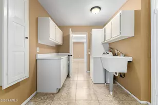 9425 W Rolling Hills Dr, Sun City, AZ 85351 - Photo 30