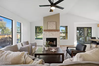 547 N Maple Street, Chandler, AZ 85226 - Photo 1