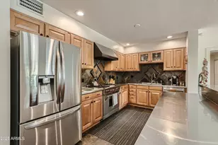 1527 E El Camino Dr, Phoenix, AZ 85020 - Photo 10