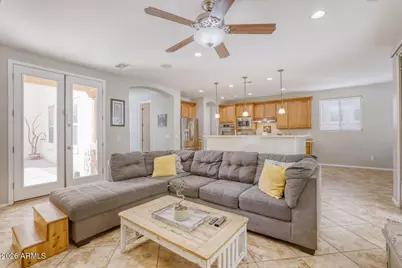 924 W Whitten Street, Chandler, AZ 85225 - Photo 8