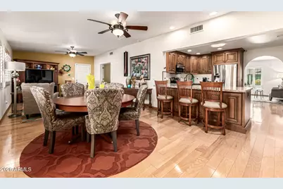 806 W Brooks Street, Chandler, AZ 85225 - Photo 8