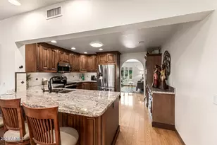 806 W Brooks St, Chandler, AZ 85225 - Photo 10