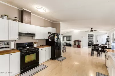 8601 N 103rd Avenue #173, Peoria, AZ 85345 - Photo 12