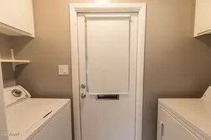 1224 E Campus Dr, Tempe, AZ 85282 - Photo 34