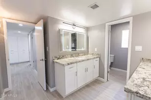 1224 E Campus Dr, Tempe, AZ 85282 - Photo 20