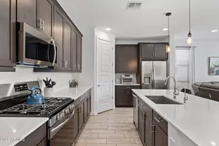 2061 W Lonesome Trl, Phoenix, AZ 85085 - Photo 4