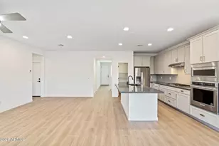 6455 N 17th Pl, Phoenix, AZ 85016 - Photo 18